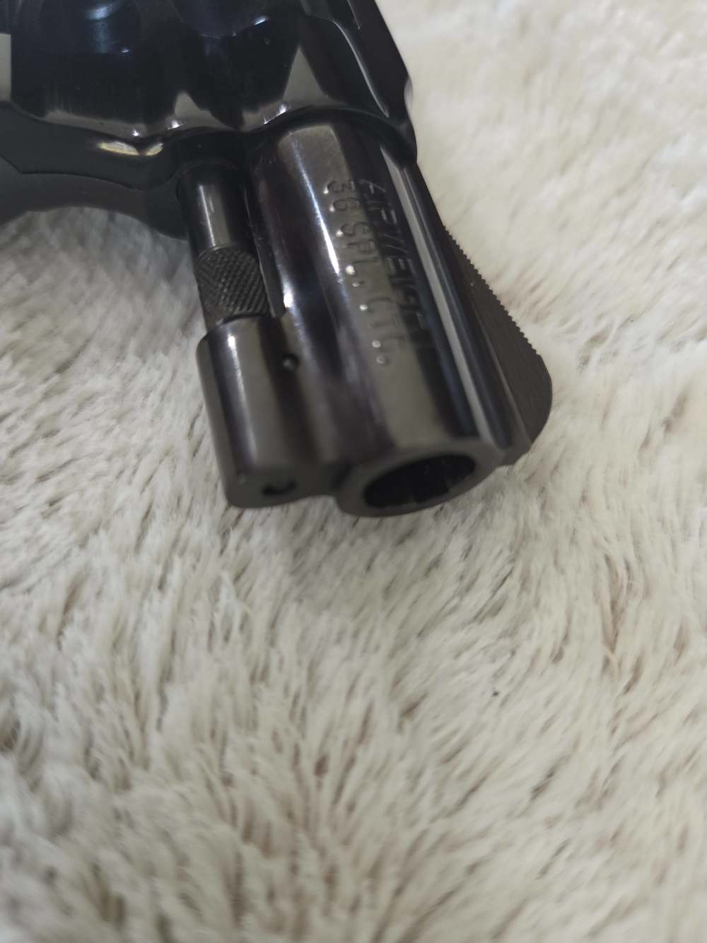 S&W Model 37 Airweight No Dash .38 Spl 2" Matching Box Near Mint-img-9