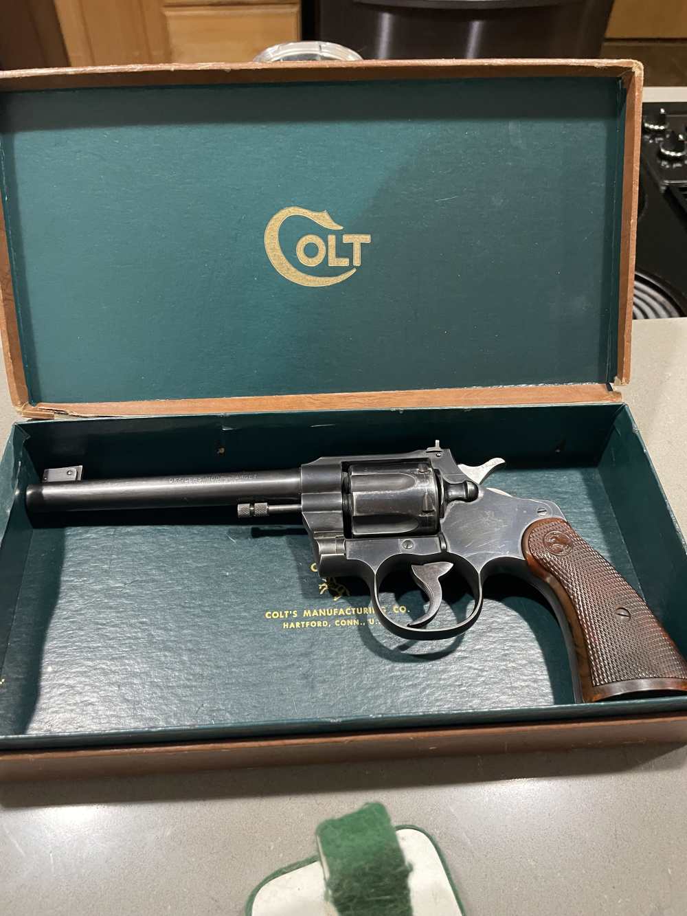 Colt Officier’s Model Target .22 LR 6” W/orig Box 1948-img-12
