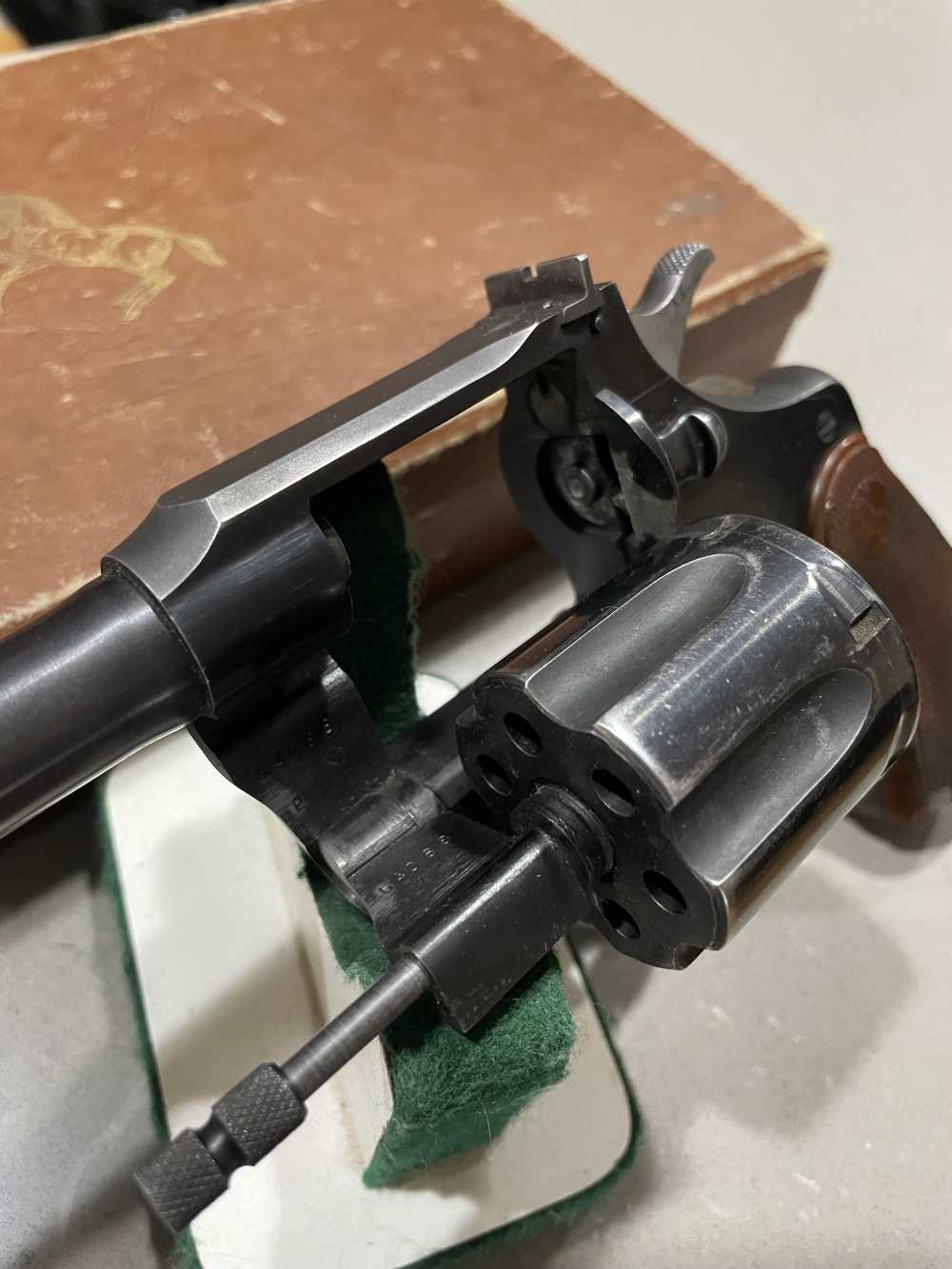 Colt Officier’s Model Target .22 LR 6” W/orig Box 1948-img-8