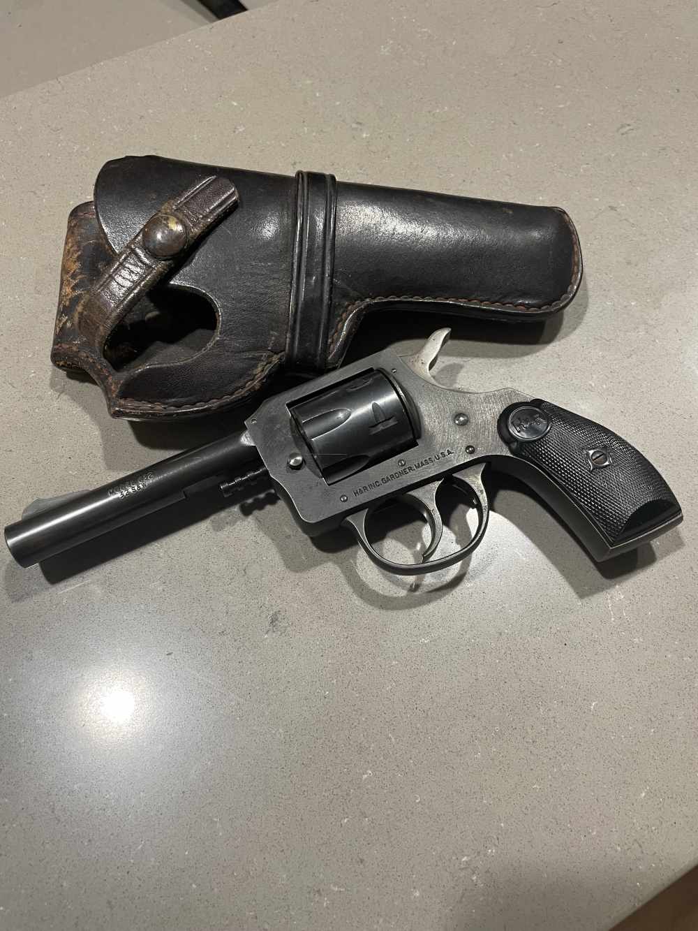 H&R Mdl. 632 .32 S&W Revolver w/Holster-img-1