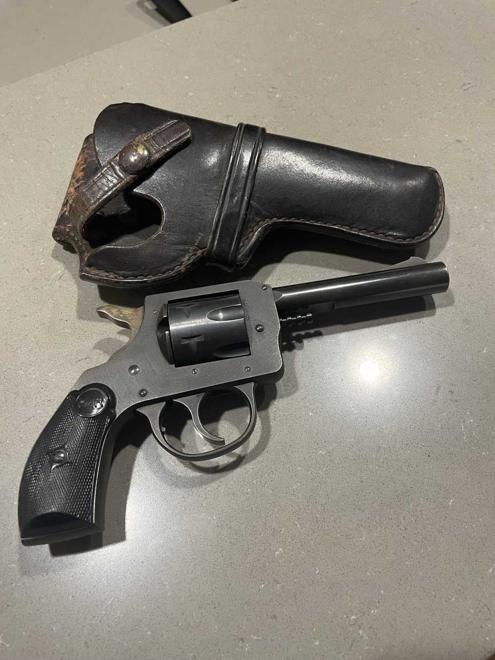 H&R Mdl. 632 .32 S&W Revolver w/Holster-img-0