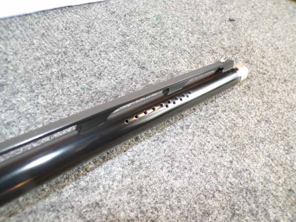 CZ All American Trap 12 GA 32" Vent Rib Ported 5 Chokes W/ Case Mint! -img-8