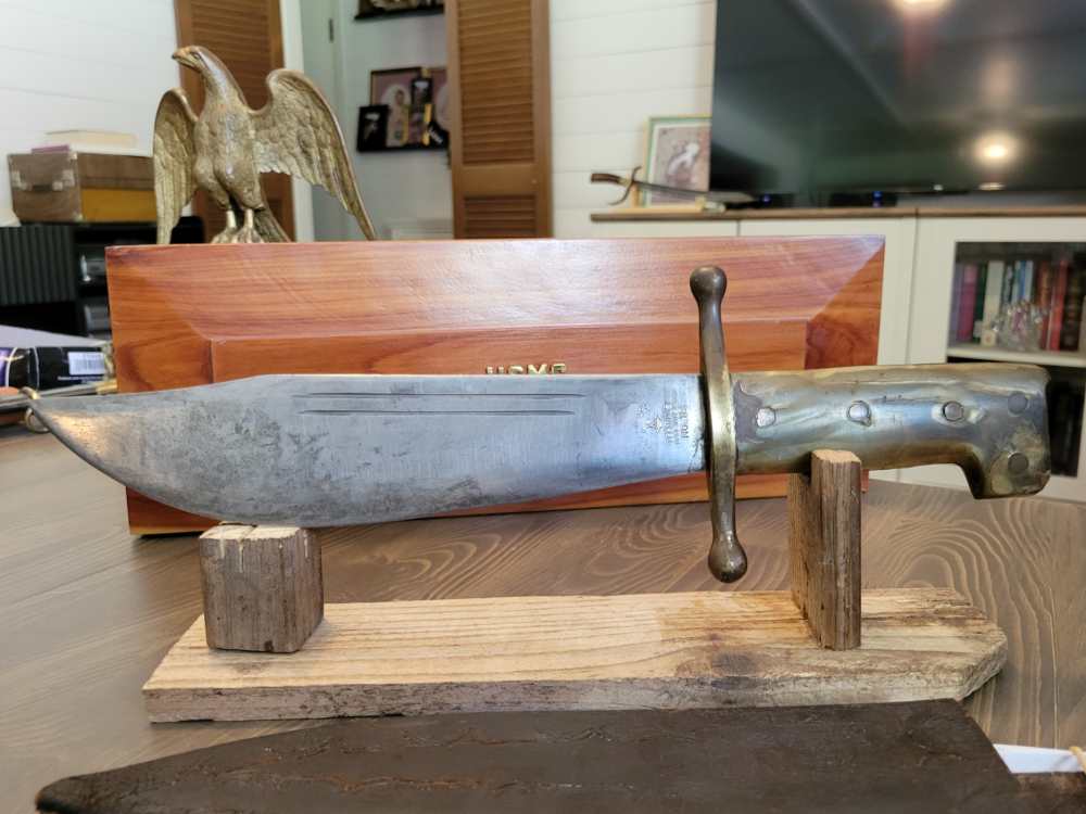 WWII Collins Legitimus V44 #18 Green Horn Bowie Knife w/Display Case & Shea-img-9