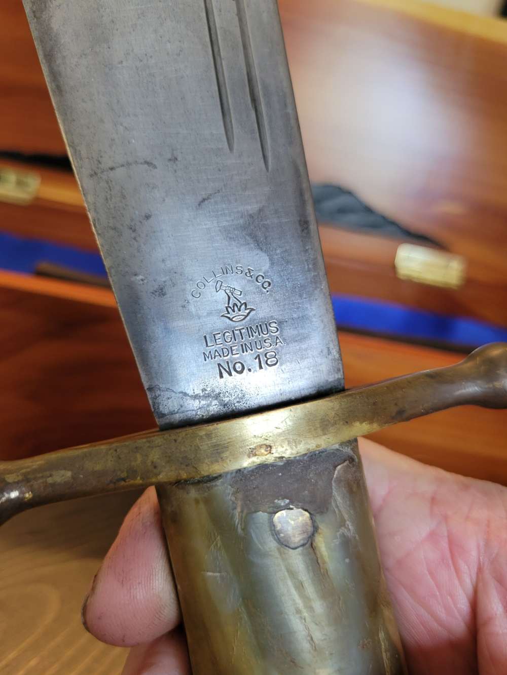 WWII Collins Legitimus V44 #18 Green Horn Bowie Knife w/Display Case & Shea-img-5