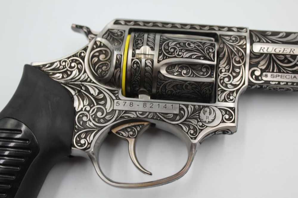 NEW! Ruger sp101 .38sp Custom scroll engraving -img-8