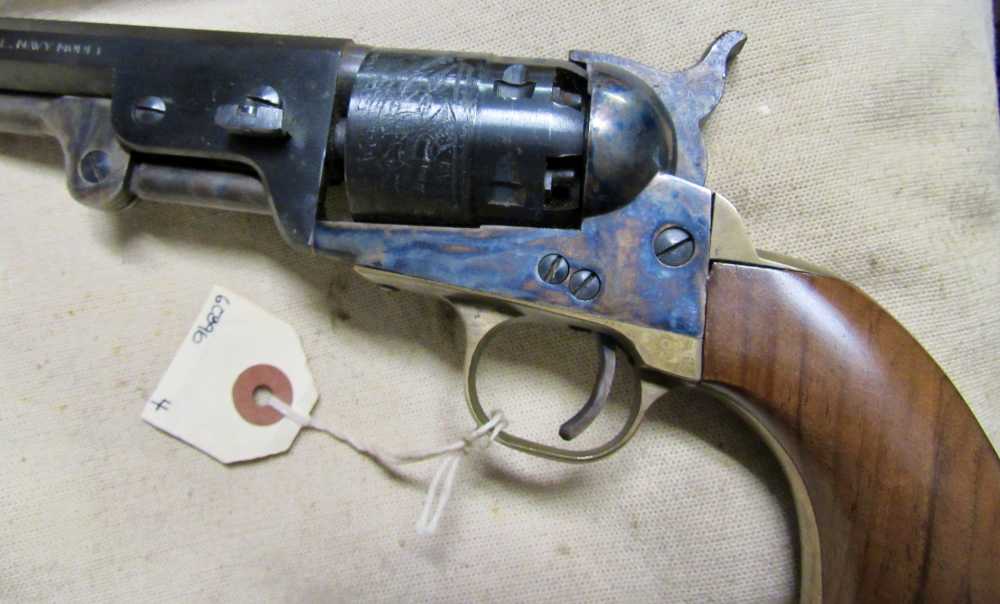 Euroarms Navy Model .44 Cal Percussion Revolver .01 NO RESERVE-img-10