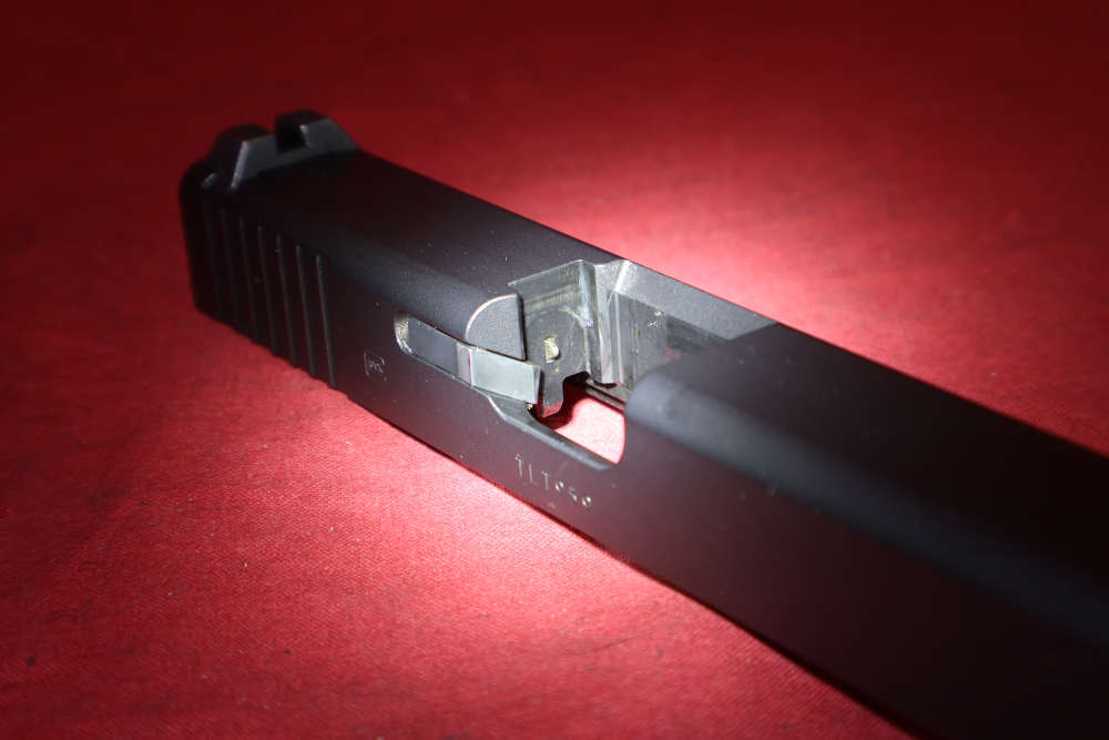 Glock 22 Gen 4 40 S&W OEM Tritium Frying Pan -img-12