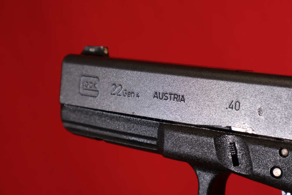 Glock 22 Gen 4 40 S&W OEM Tritium Frying Pan -img-13