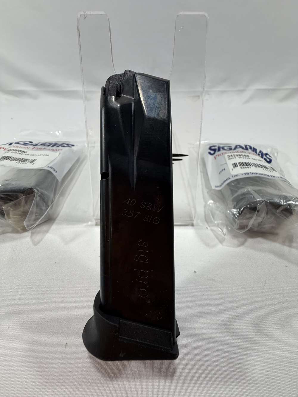 SIG Pro Pistol Magazines Chambered for .40/.357 Caliber with a 12-Round Cap-img-1