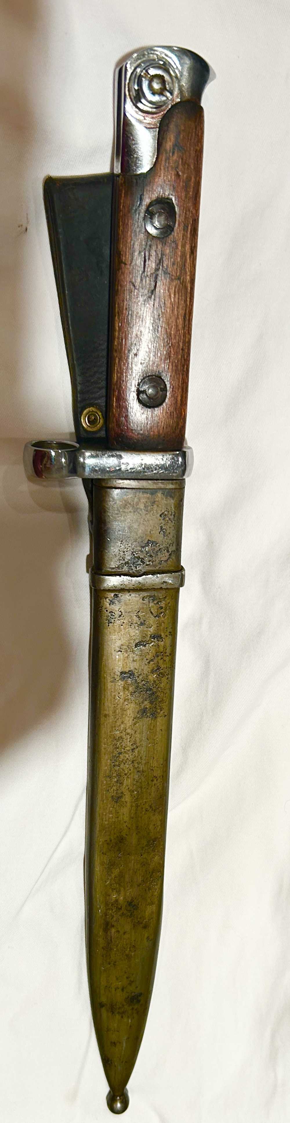 Svt40 rifle bayonet in good conditions -img-0