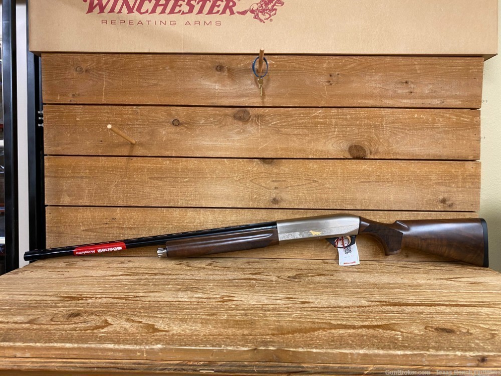 Benelli Montefeltro Silver 12GA 28" Walnut Semi-Auto Shotgun NIB-img-1
