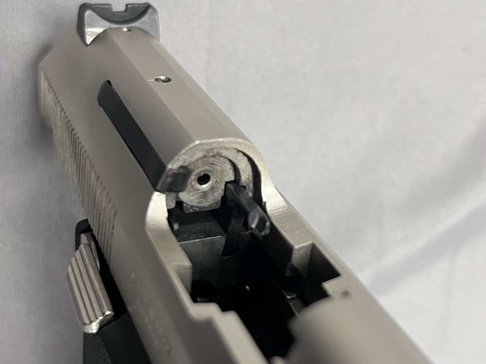 Taurus PT 92 AF 9mm - DA/SA - Stainless - Two Mags - NO Reserve!-img-13