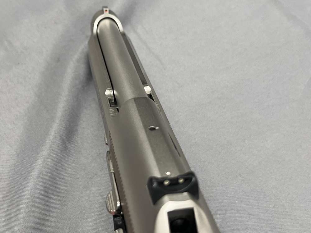 Taurus PT 92 AF 9mm - DA/SA - Stainless - Two Mags - NO Reserve!-img-12