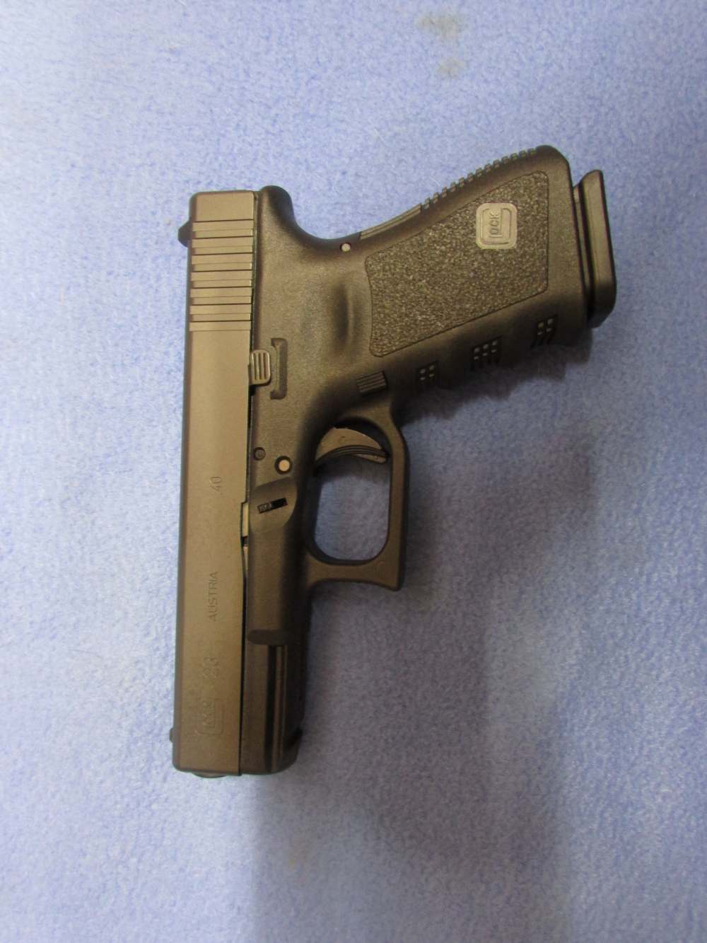GLOCK 23 GEN 3 40 S&W-img-2