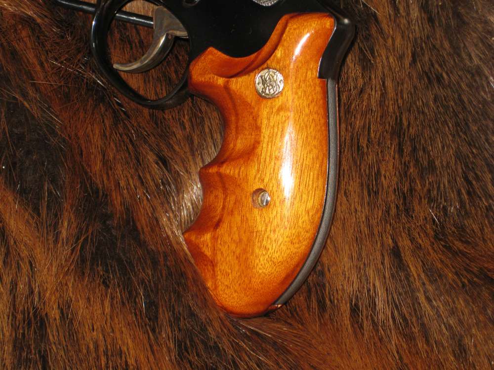 S & W model 24-3 .44 Spec. 3" barrel target grips !!-img-5