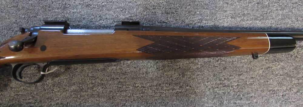 Remington 700 BDL rifle in 270 Winchester-img-14