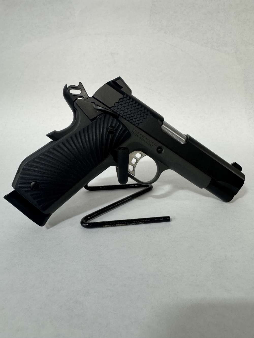 Tisas 1911 Carry B9BA Stingray Commander 9mm. Penny Auction No Reserve-img-1