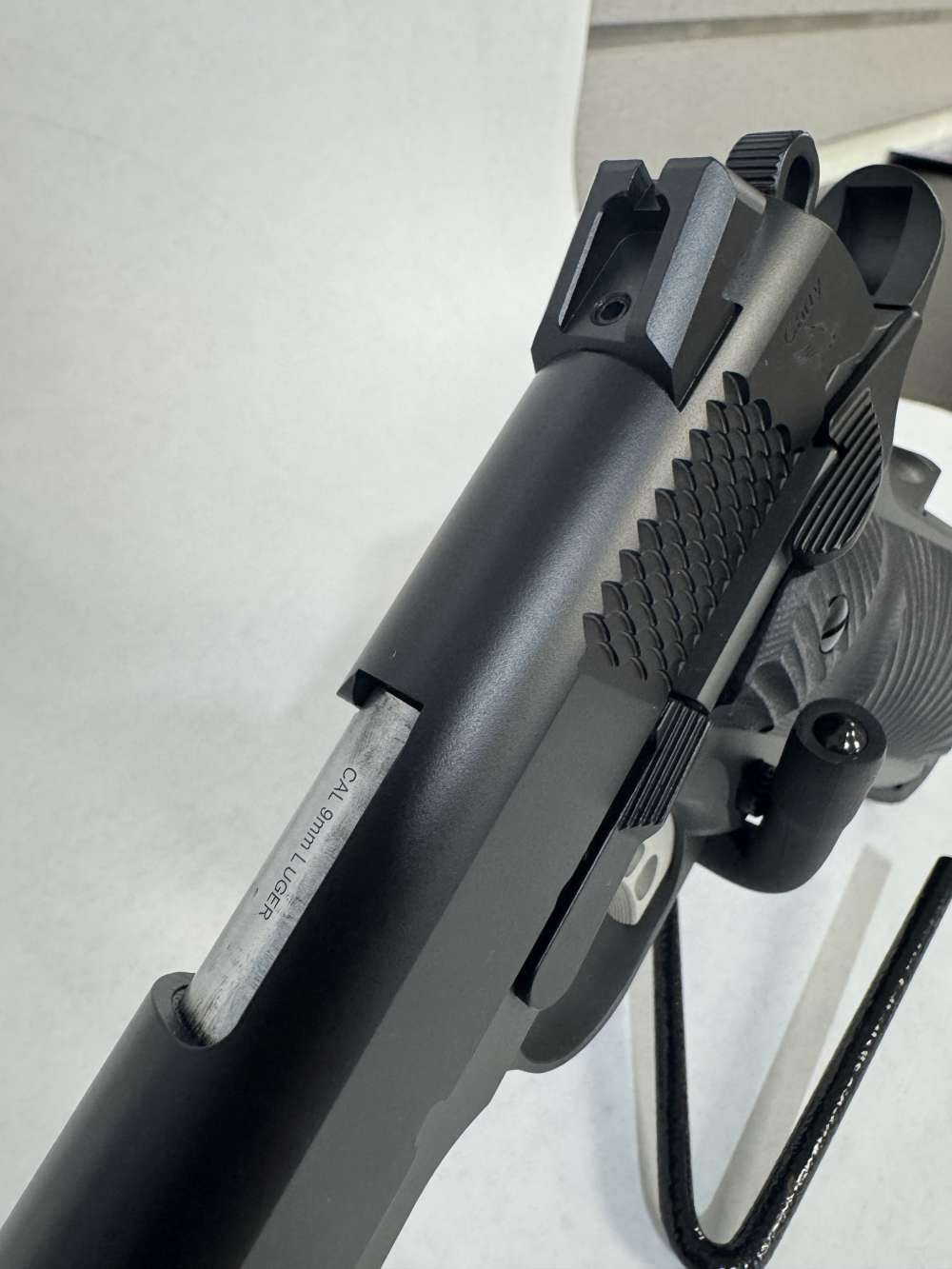 Tisas 1911 Carry B9BA Stingray Commander 9mm. Penny Auction No Reserve-img-3