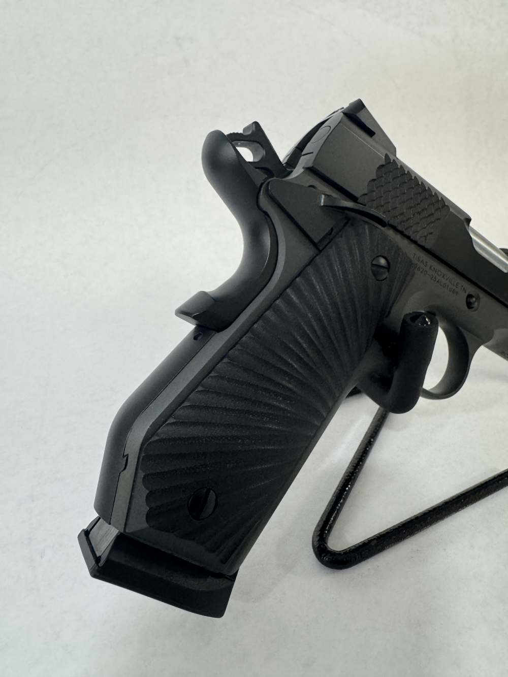 Tisas 1911 Carry B9BA Stingray Commander 9mm. Penny Auction No Reserve-img-13