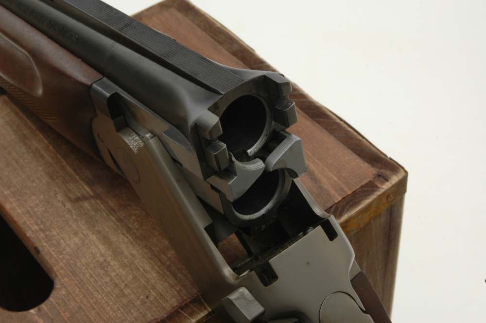 SKB Model 585 O/U .12 ga. Japan mfg circa 1990's Ex! 30" Brl. 3" Chamber NR-img-17