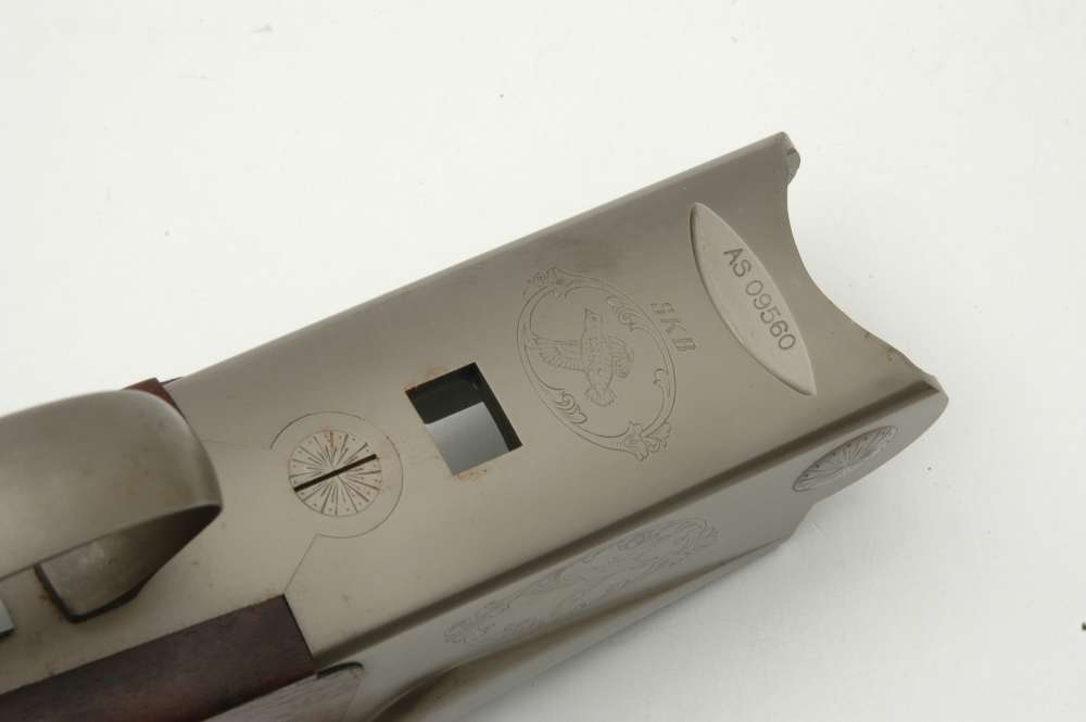 SKB Model 585 O/U .12 ga. Japan mfg circa 1990's Ex! 30" Brl. 3" Chamber NR-img-18