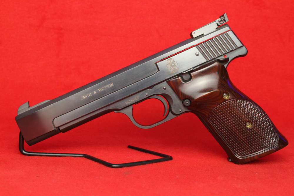Smith & Wesson Model 41 .22LR 5.5" 10+1-img-1