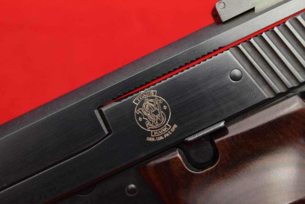 Smith & Wesson Model 41 .22LR 5.5" 10+1-img-4