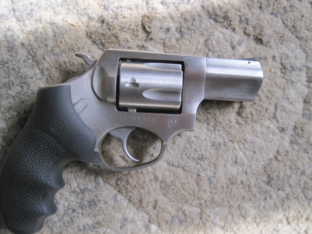 Ruger SP101 revolver .357 Magnum 2 in   like new-img-0
