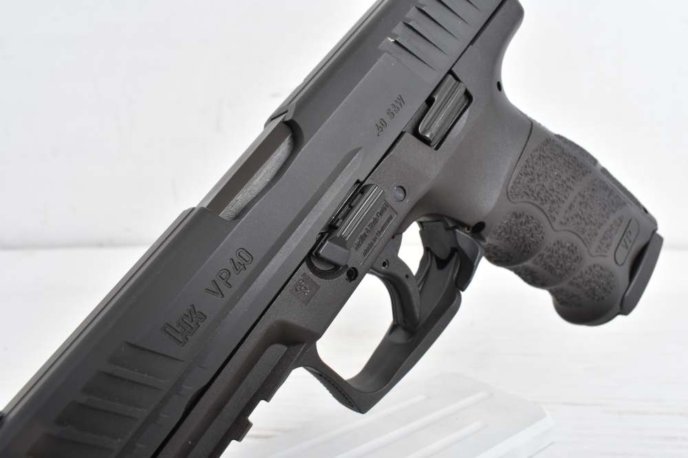 HK VP40 .40 S&W – 4" Barrel – Like New – 2 Mags – Factory Case-img-13