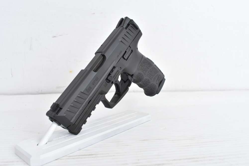 HK VP40 .40 S&W – 4" Barrel – Like New – 2 Mags – Factory Case-img-4