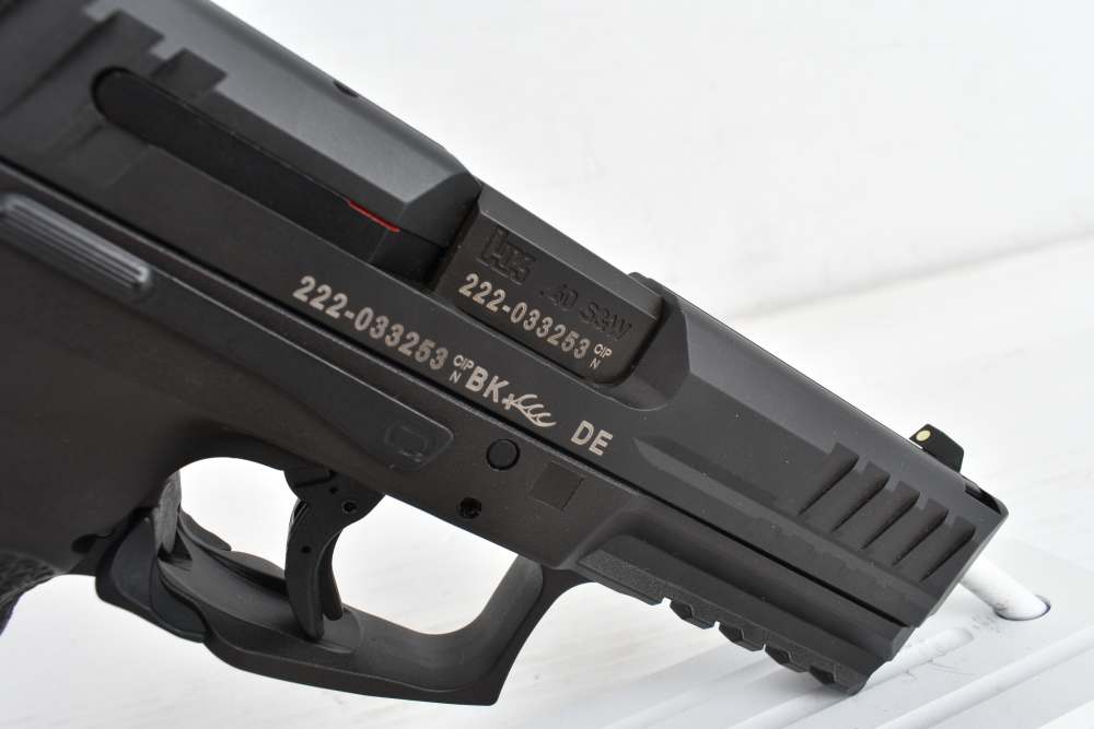 HK VP40 .40 S&W – 4" Barrel – Like New – 2 Mags – Factory Case-img-14