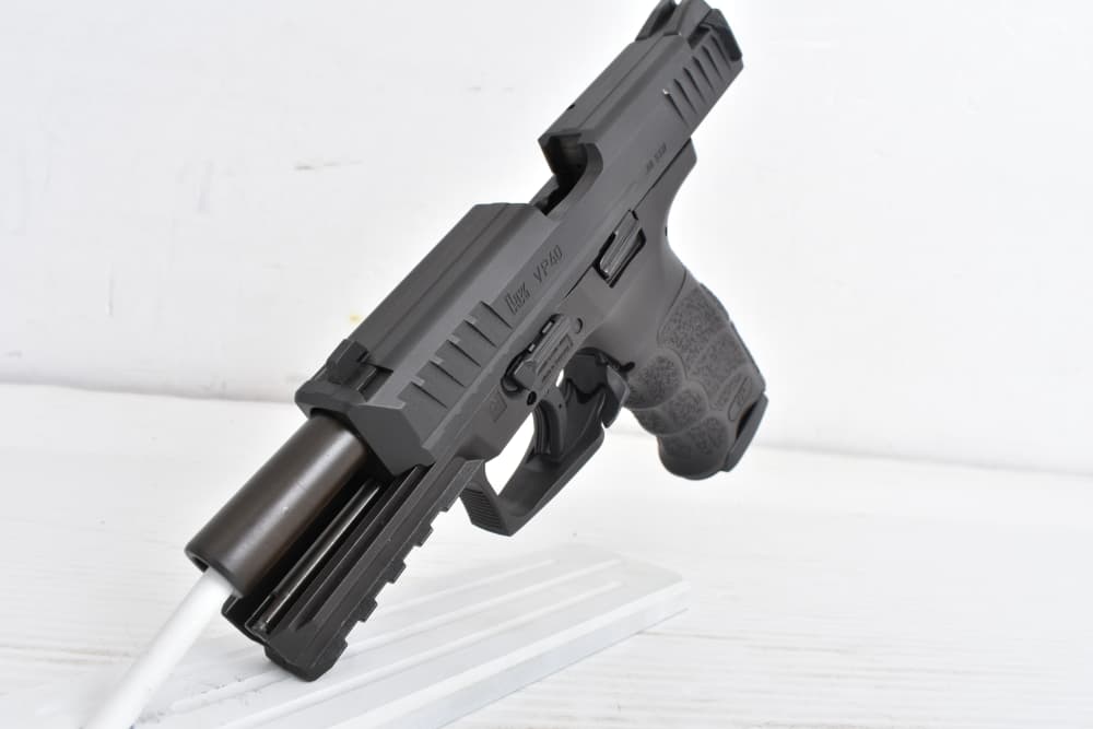 HK VP40 .40 S&W – 4" Barrel – Like New – 2 Mags – Factory Case-img-12