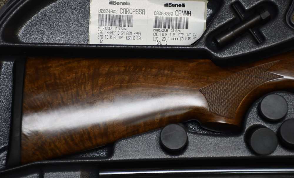 Benelli LEGACY 12Ga 28" Beautiful Walnut Stock w Case & Chokes ++-img-2