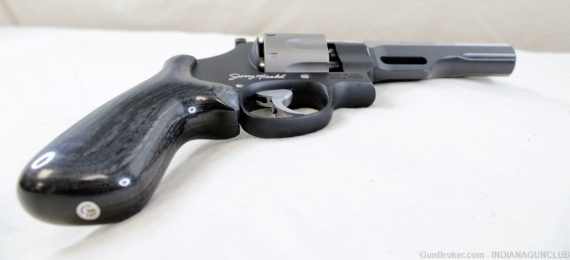 NIB SMITH & WESSON MODEL 327 JM PC 9MM 5" CASE-img-5