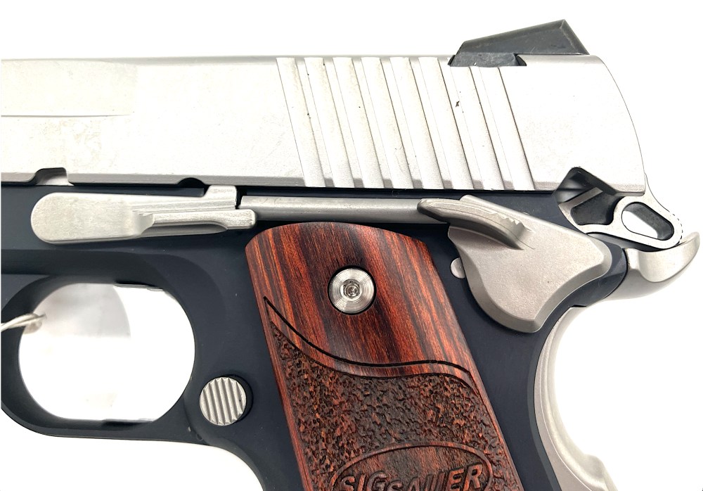 SIG SAUER 1911 (45 ACP) C3 Two Tone Contrast FACTORY NEW IN BOX PERFECTION-img-4