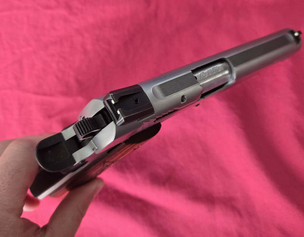 Smith and Wesson 1911 E series Stainless 5in .45acp-img-4