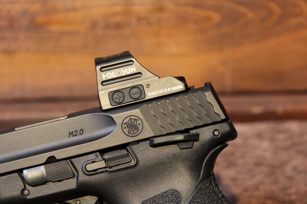 Smith and Wesson M&P 9 2.0 9mm Luger bbl Holosun Green Dot Removed Sights-img-9