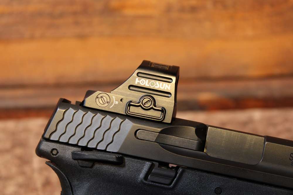 Smith and Wesson M&P 9 2.0 9mm Luger bbl Holosun Green Dot Removed Sights-img-4