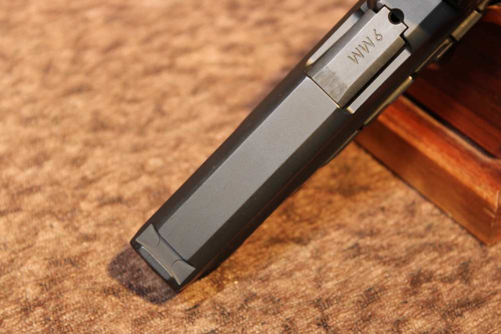 Smith and Wesson M&P 9 2.0 9mm Luger bbl Holosun Green Dot Removed Sights-img-12