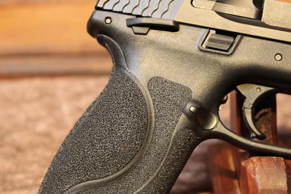 Smith and Wesson M&P 9 2.0 9mm Luger bbl Holosun Green Dot Removed Sights-img-2