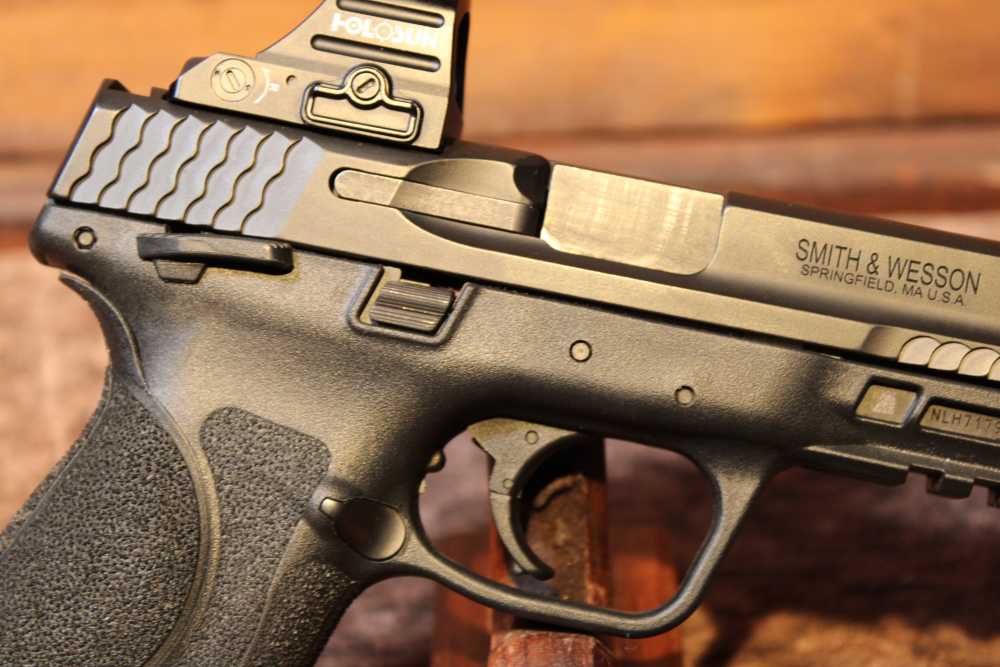 Smith and Wesson M&P 9 2.0 9mm Luger bbl Holosun Green Dot Removed Sights-img-5