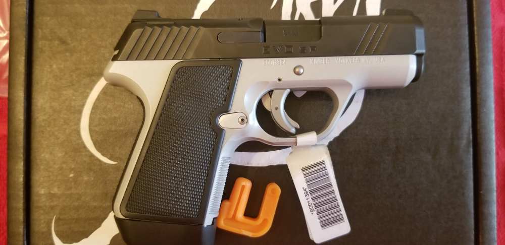 Kimber EVO SP TWO TONE .9mm (NS) (NIB) Unfired-img-1