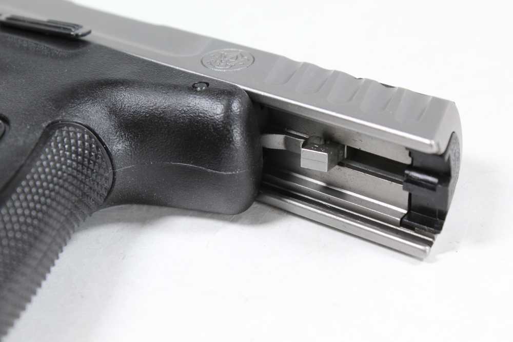 Smith and Wesson S&W SD9 2.0 Compact Semi Auto Pistol Two Tone w/ Orig Box-img-16
