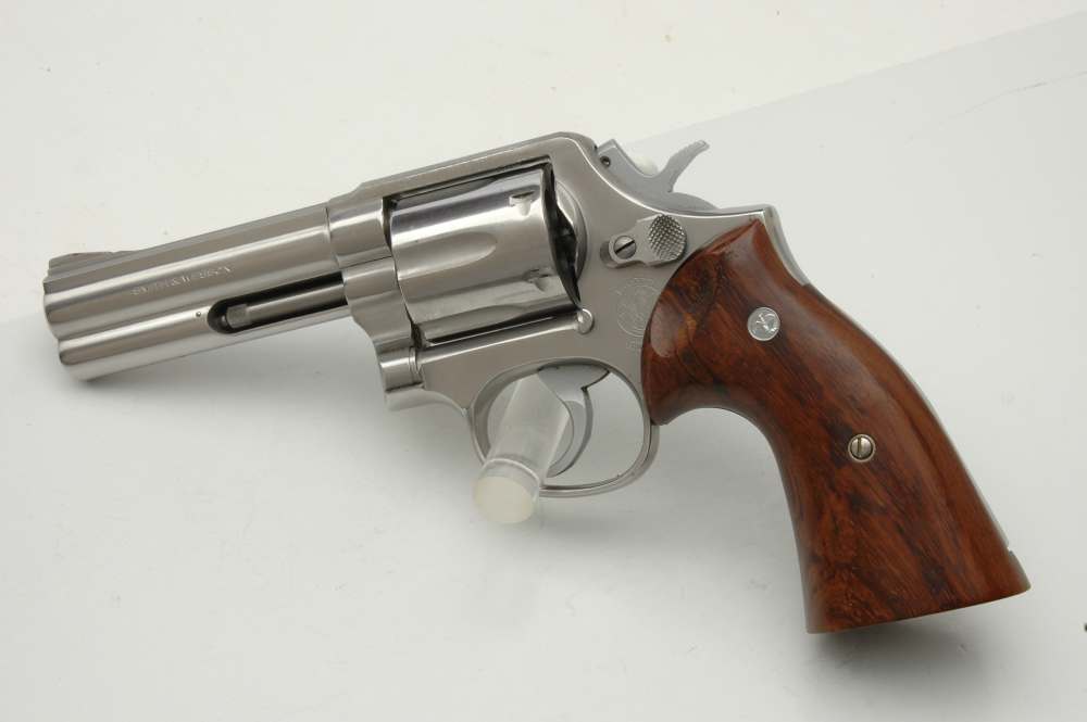 Smith & Wesson S&W Mod. 681 .357 mag Stainless 1986 mfg. 4" Full Lug Brl. -img-16