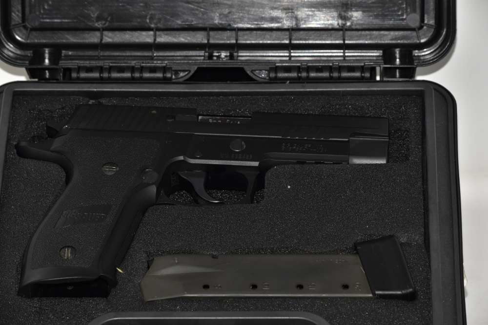 SIG Sauer P226 TACOPS 9mm 4.4" Case 1x20rd Mag Night Sights-img-17