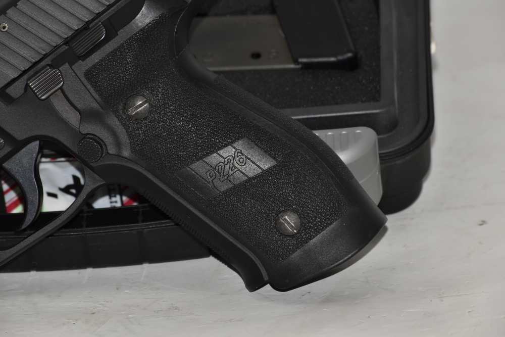 SIG Sauer P226 TACOPS 9mm 4.4" Case 1x20rd Mag Night Sights-img-11