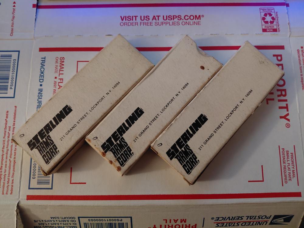 Sterling Arms Corp. NOS 380 Magazine-img-0