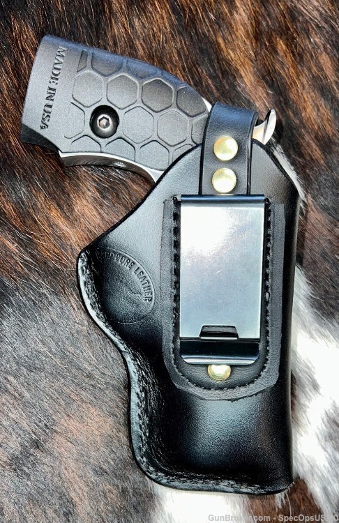 Bond Arms Snake Slayer Holster; 4.25” RH w Clip-img-5