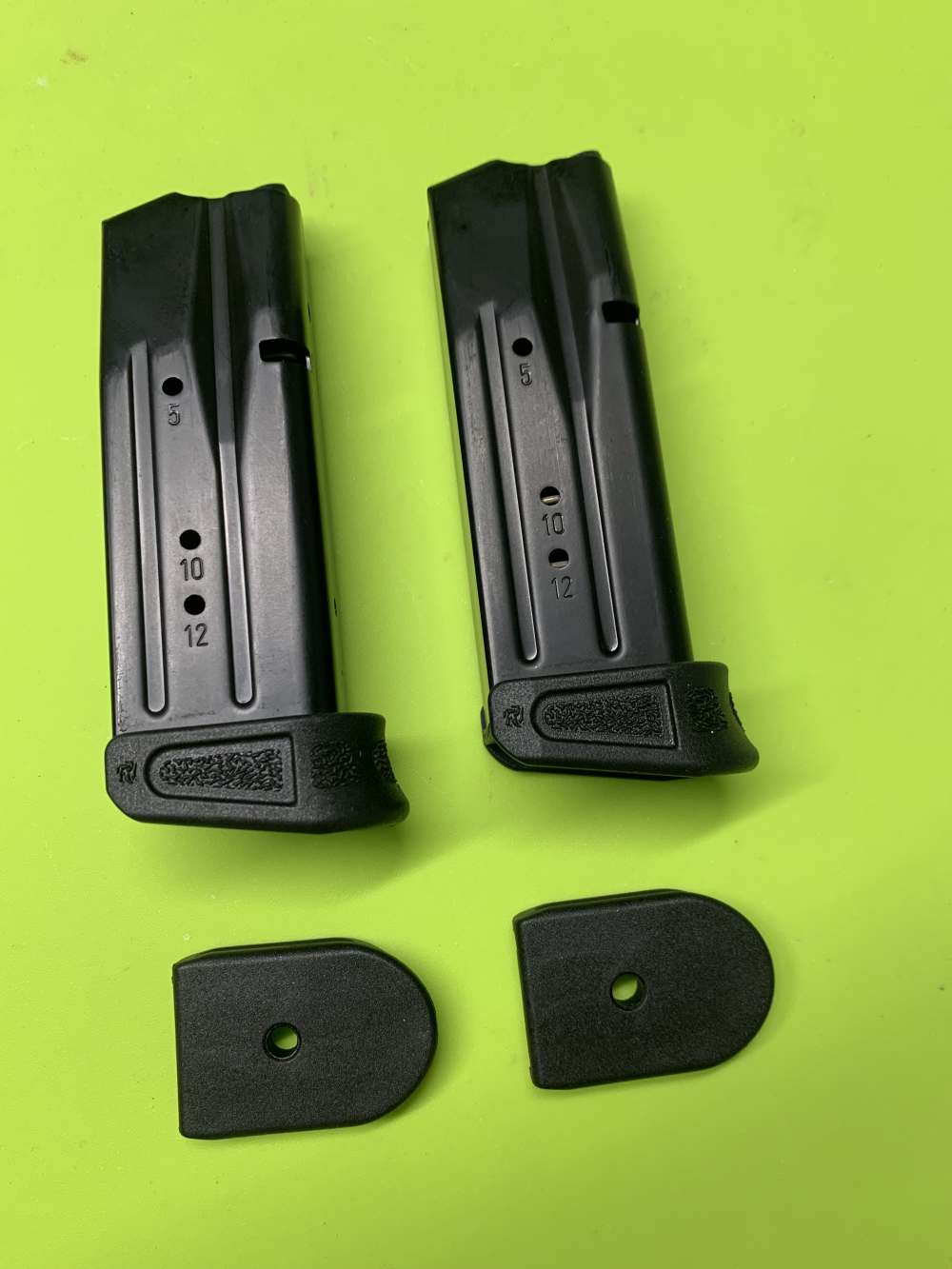 2  SAR 9 SC sub compact 12 round factory mags exc cond!-img-1