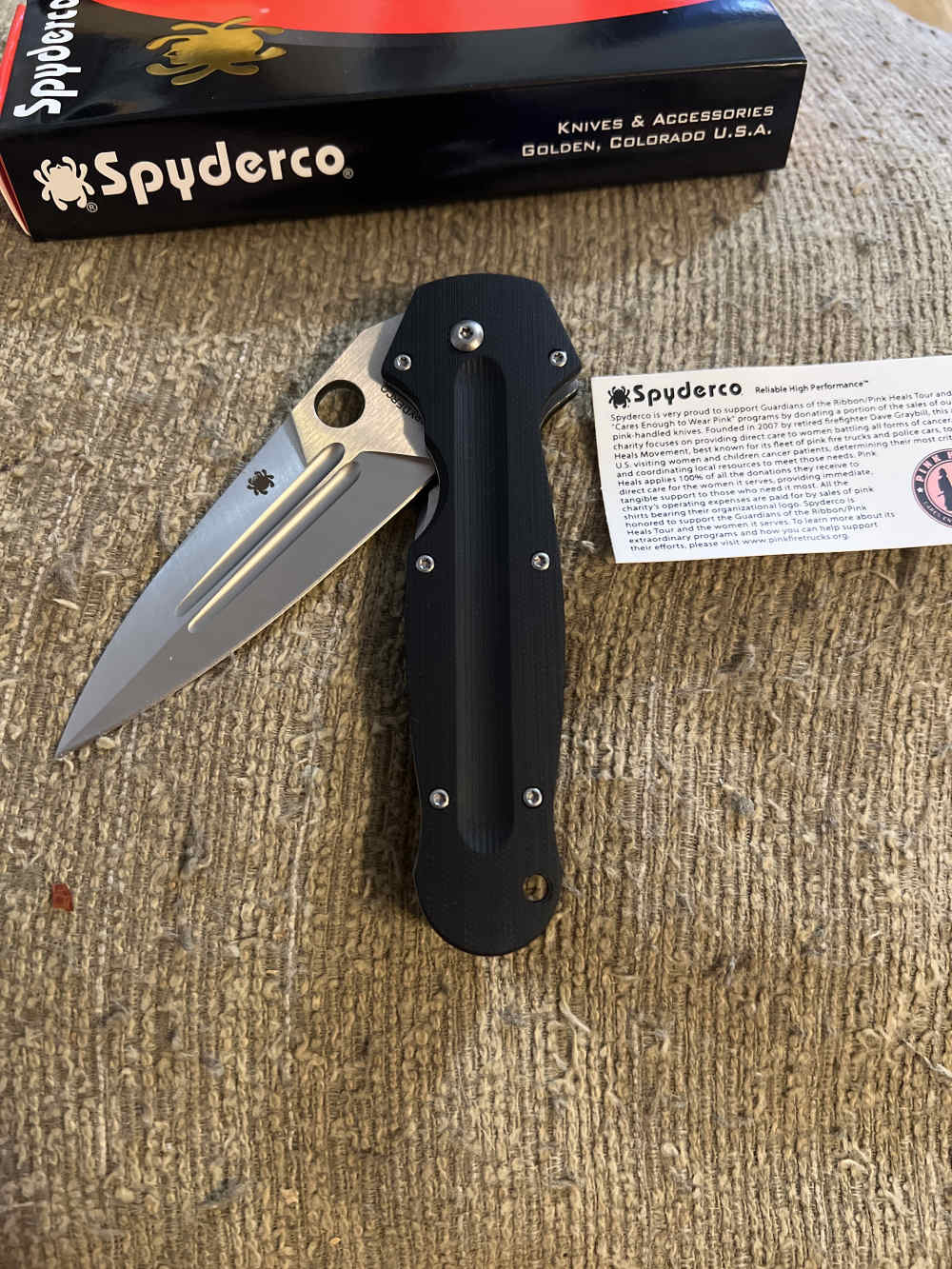 Spyderco Folding Dagger -img-5